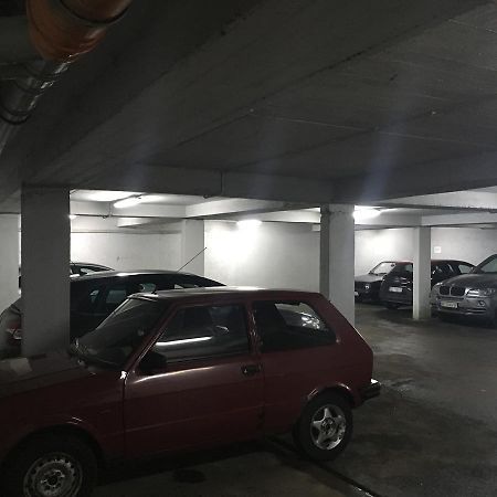 Ms - Downtown With Free Parking Space Lägenhet Belgrad Exteriör bild